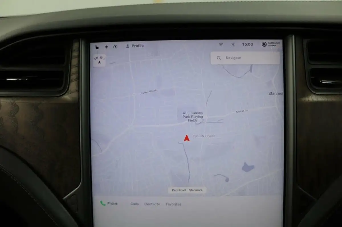 2020-tesla-model-s-e-long-range-big-63