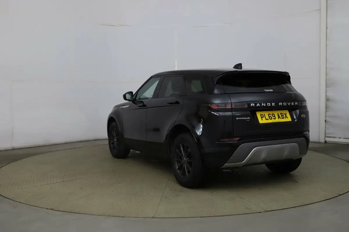 2020-land-rover-range-rover-evoque-20-d150-big-7