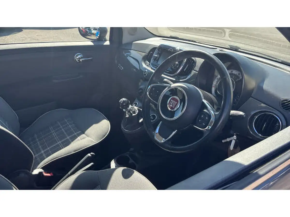 2016-fiat-500-12-lounge-big-10