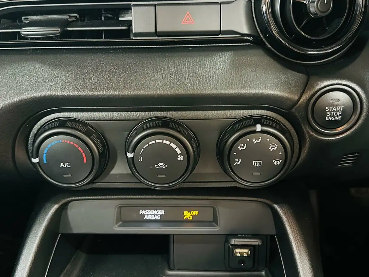 2019-mazda-mx-5-15-se-big-56