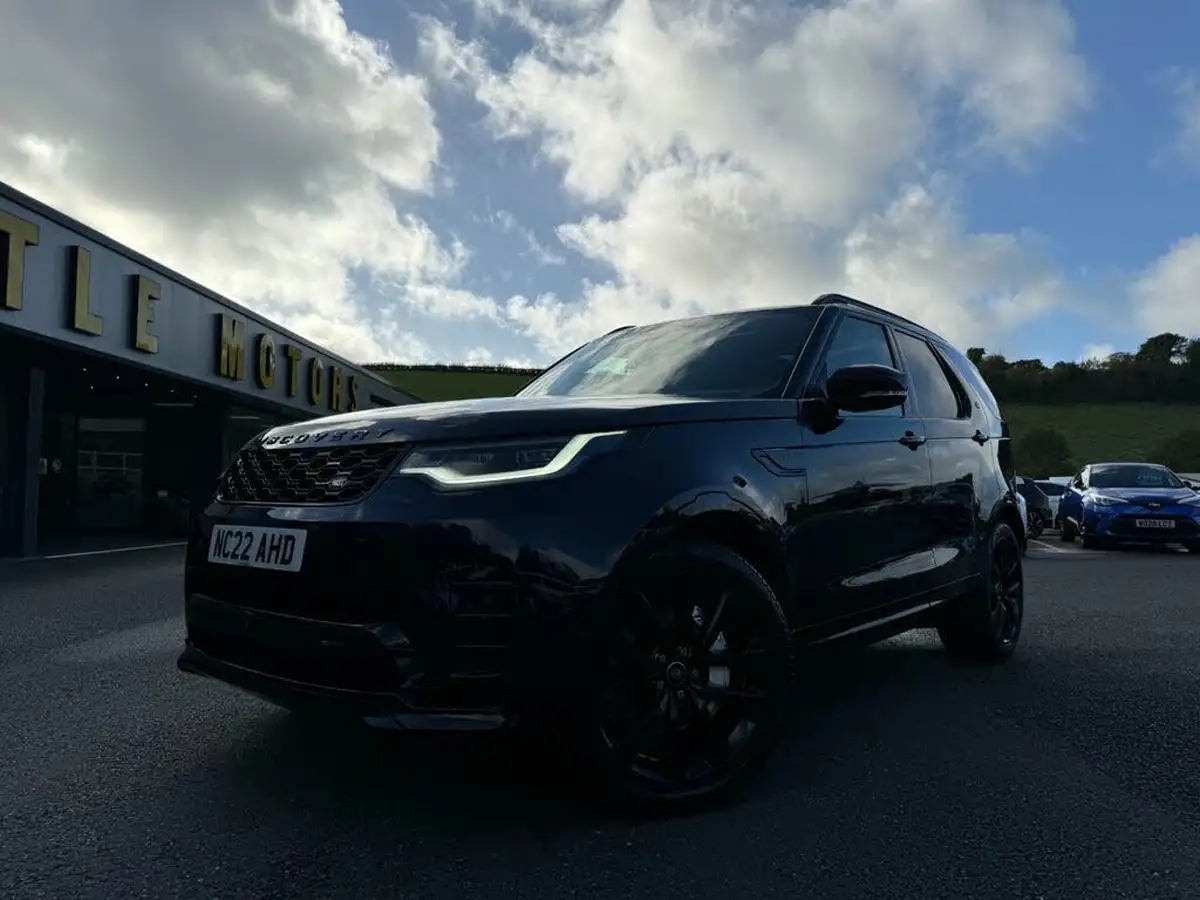 2022-land-rover-discovery-30-d300-r-dynamic-se-big-33