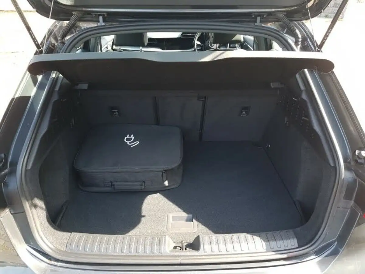 2022-audi-a3-14-40-tfsi-e-sport-big-7