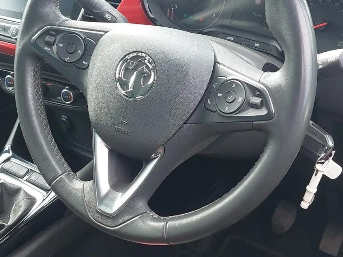 2022-vauxhall-crossland-12i-gs-line-big-16