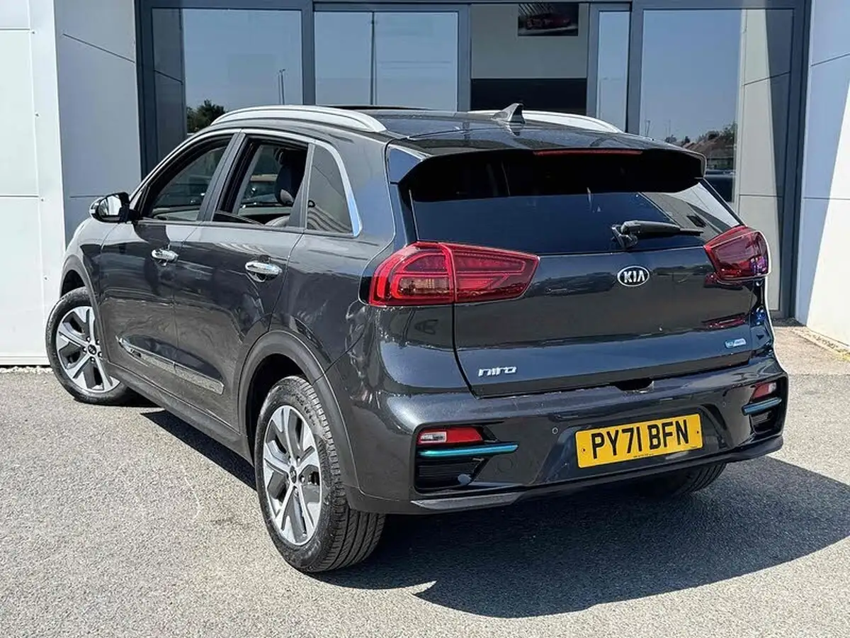 2021-kia-e-niro-ev-4-big-2