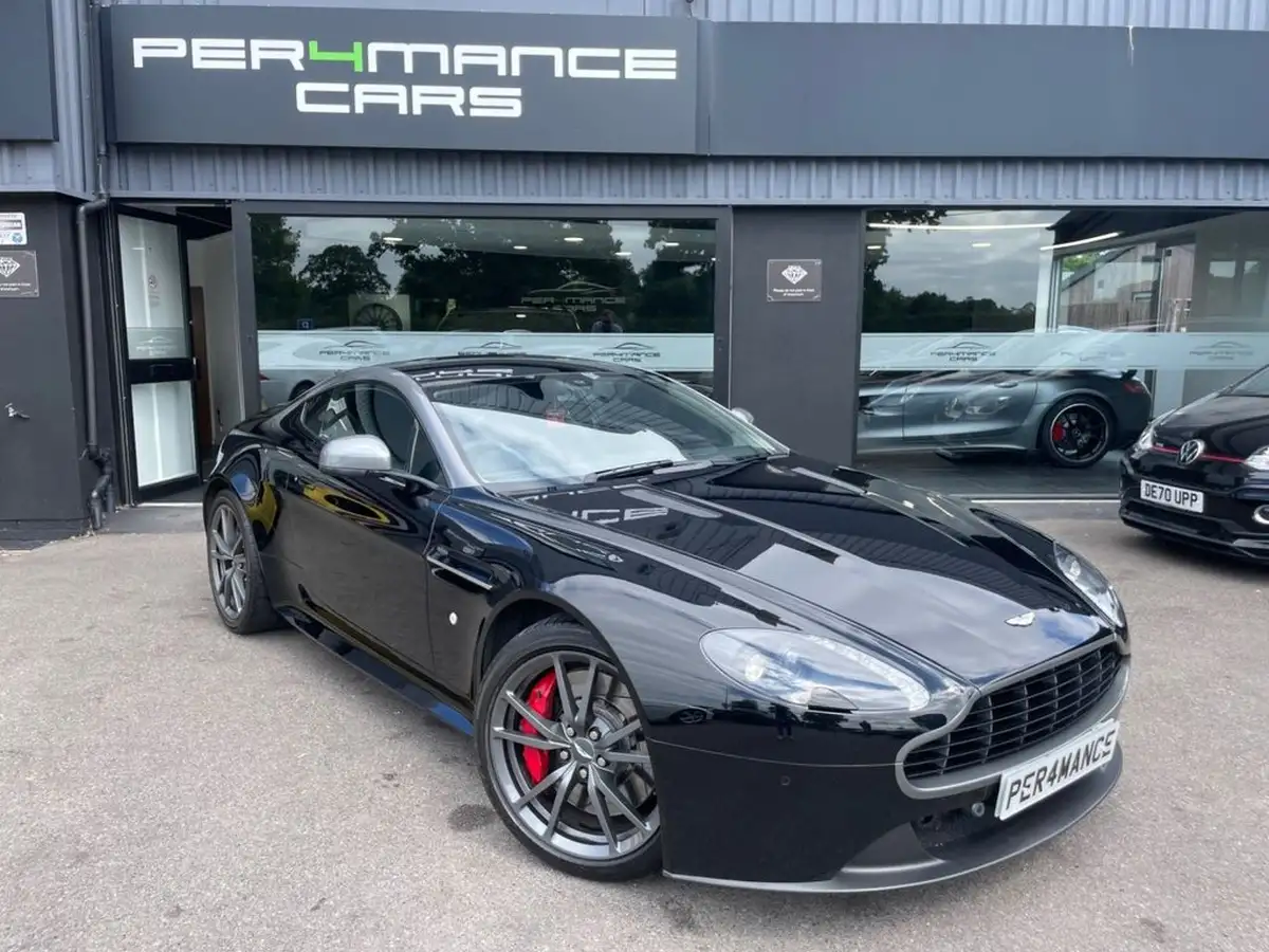 2014-aston-martin-vantage-47-vantage-n430-sportshift-big-4