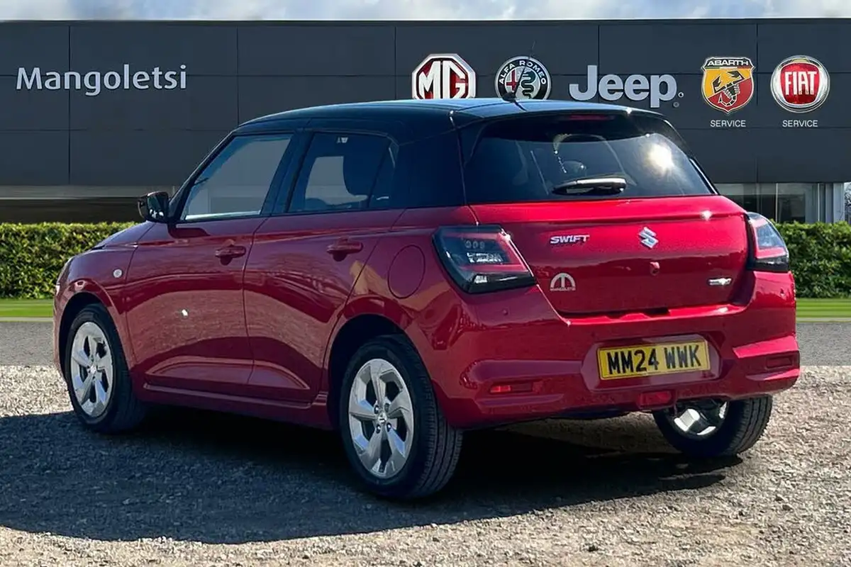 2024-suzuki-swift-12-motion-cvt-big-2