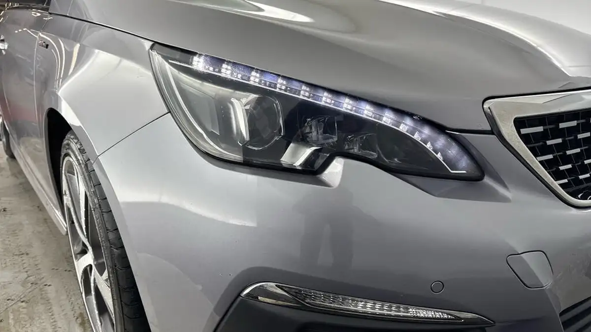 2019-peugeot-308-sw-15-bluehdi-gt-line-big-23