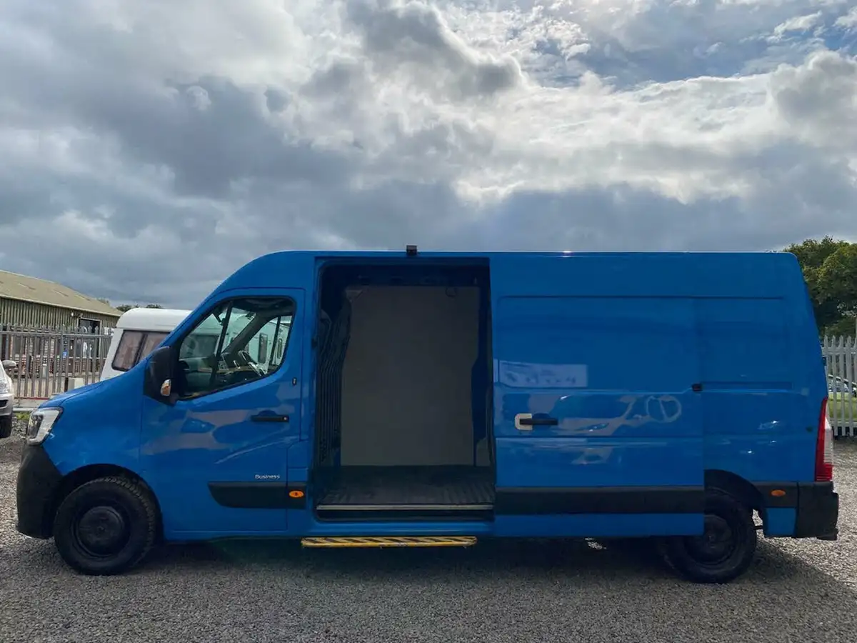 2020-renault-master-23dci-lm35-150-business-energy-big-49