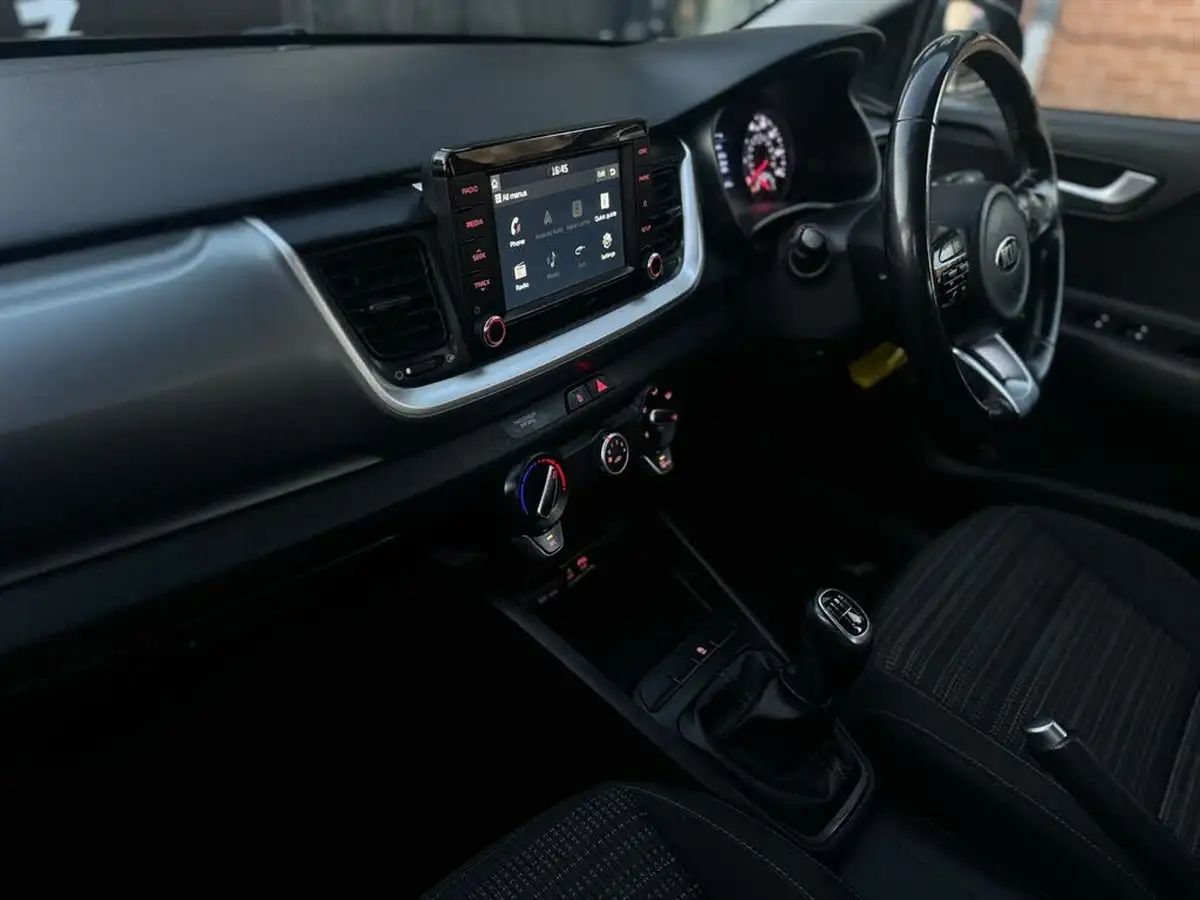 2018-kia-stonic-10-t-gdi-2-big-15