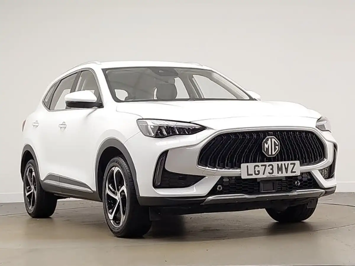 2023-mg-hs-15t-gdi-se-162ps-dct-big-0