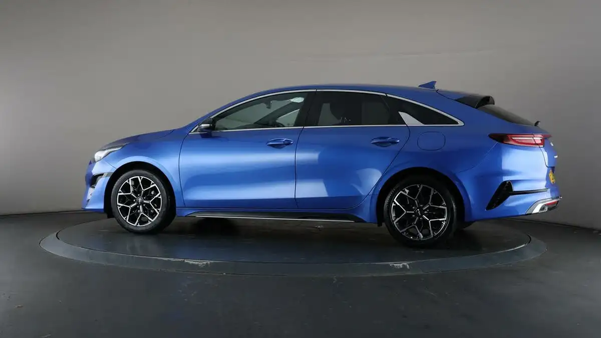 2022-kia-pro-ceed-15-t-gdi-gt-line-big-76