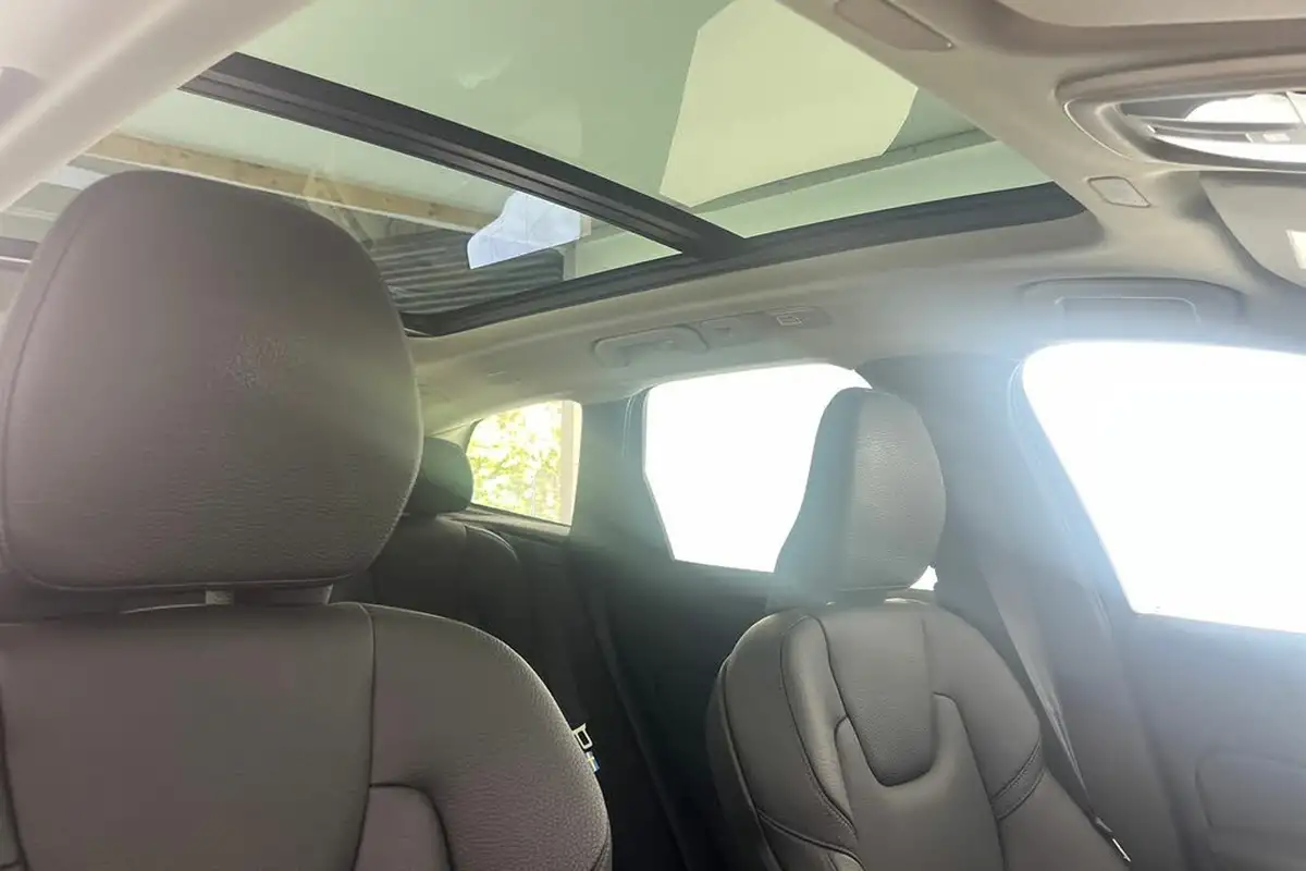 2024-volvo-xc60-20-b5-plus-big-30