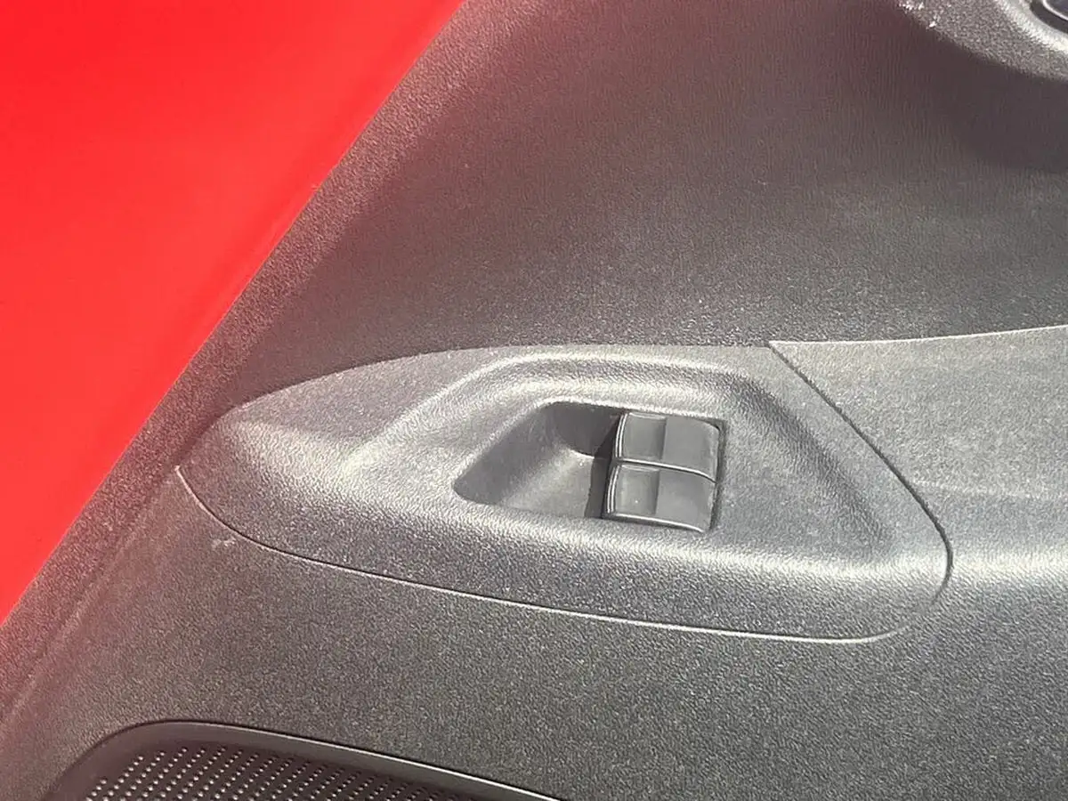 2015-citroen-c1-10-vti-flair-5d-big-17