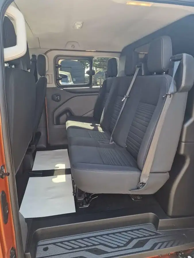 2019-ford-transit-custom-20tdci-300-l1h1-limited-130pseu6dt-double-cab-in-van-big-15