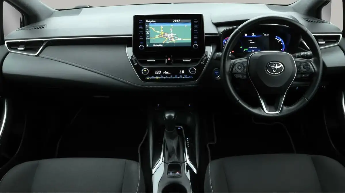 2021-toyota-corolla-18-vvt-i-icon-tech-trk-hatchback-5d-big-13