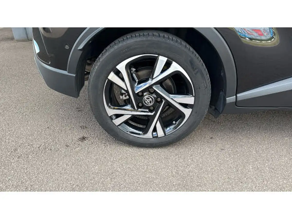 2023-toyota-c-hr-20-vvt-i-design-big-37