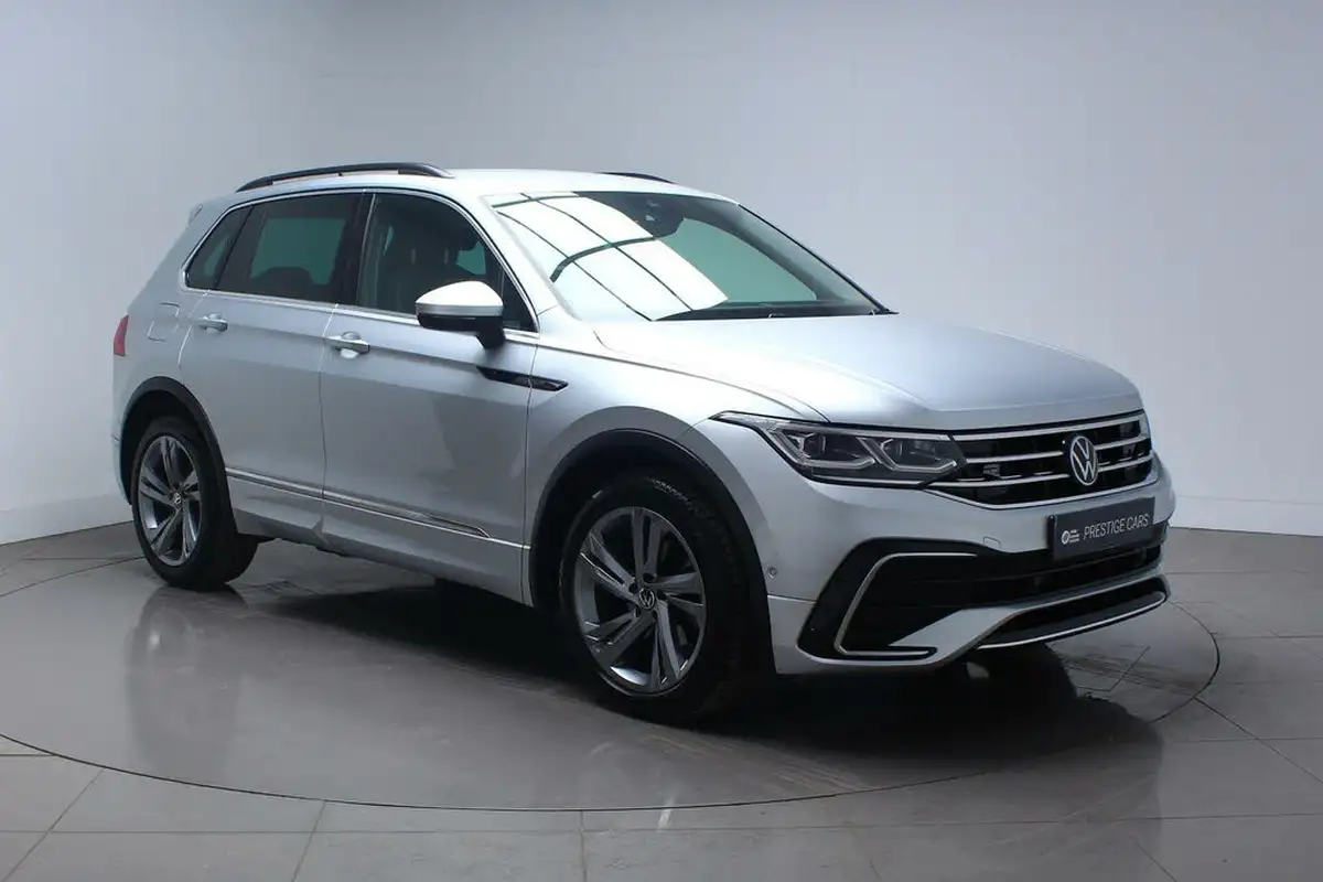 2024-volkswagen-tiguan-15-tsi-r-line-edition-big-3