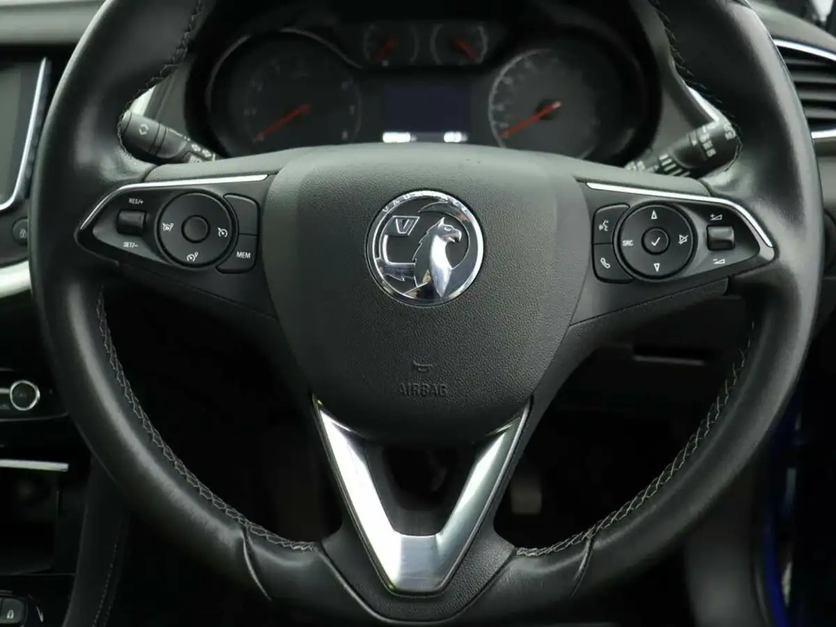 2019-vauxhall-grandland-x-12-se-ss-big-34
