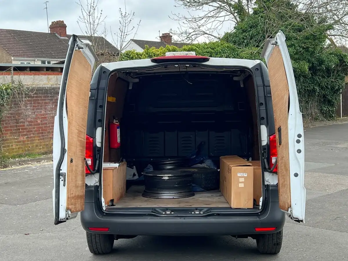 2021-mercedes-benz-vito-18-cdi-110-progressive-l1-panel-big-45
