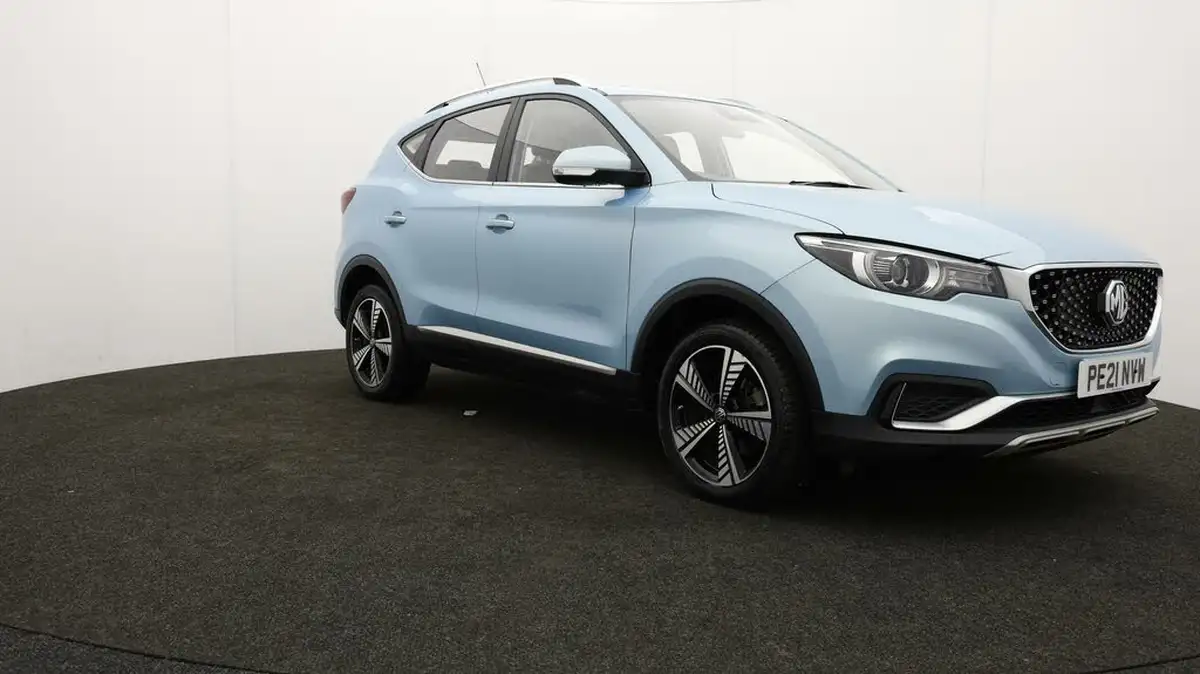 2021-mg-zs-suv-e-exclusive-ev-big-0