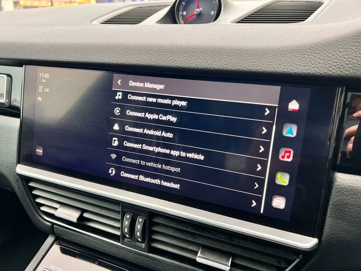 2023-porsche-cayenne-30-v6-platinum-edition-station-wagon-big-70