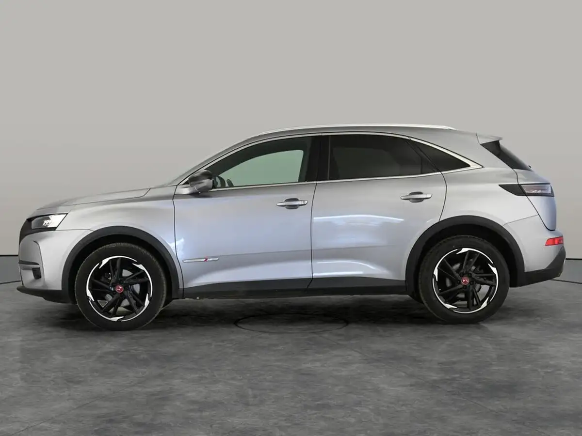 2019-ds-ds-7-crossback-16-puretech-performance-line-180ps-big-10