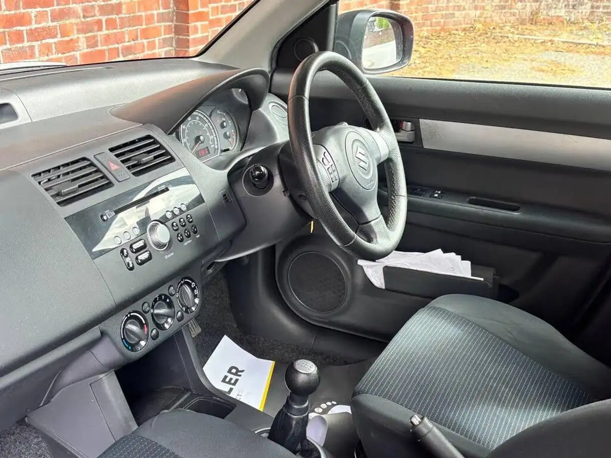 2008-suzuki-swift-13-gl-5d-big-16