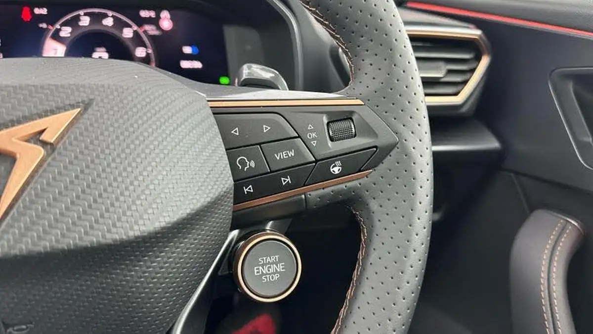 2025-cupra-formentor-15-etsi-v3-big-11