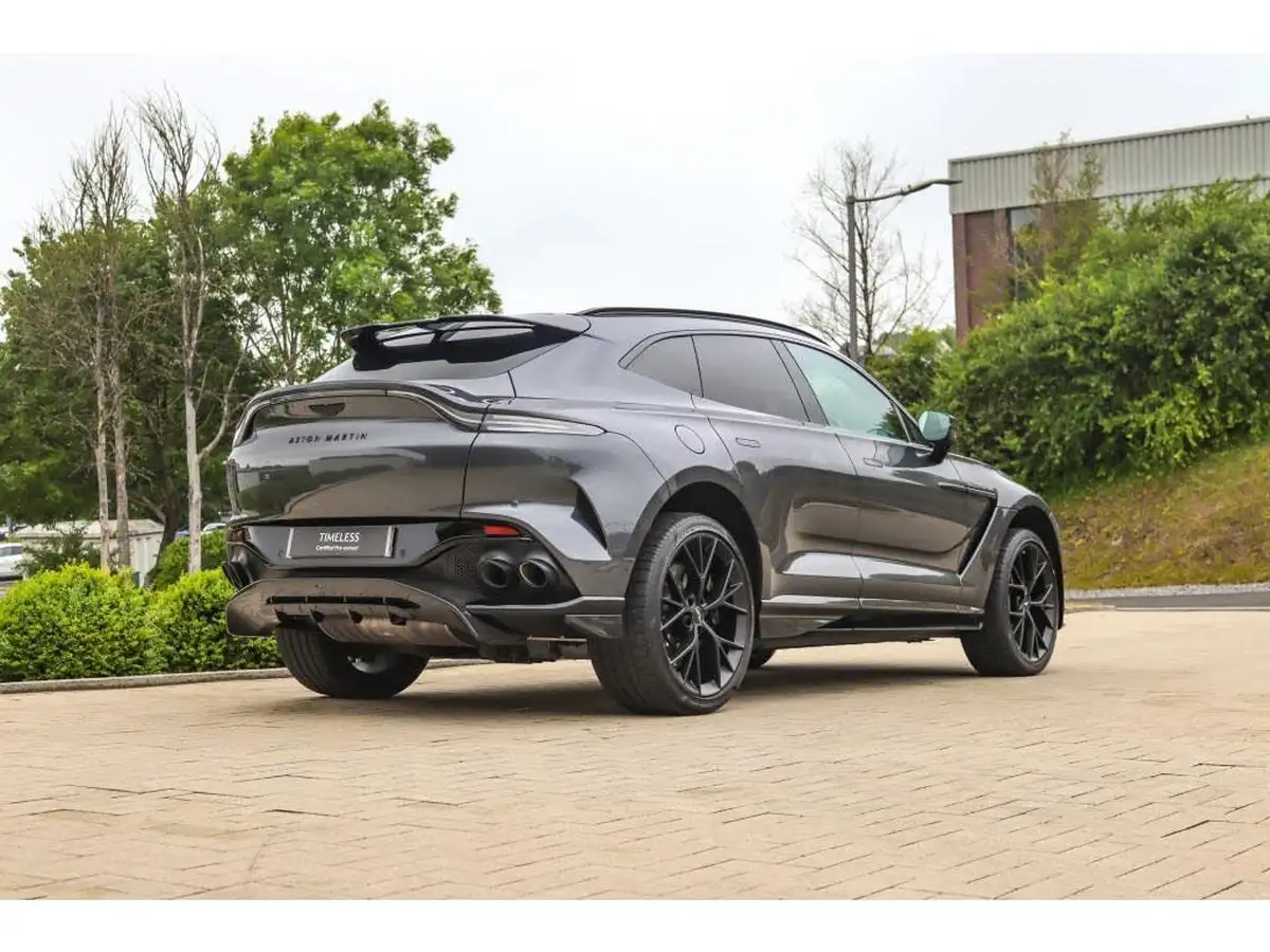 2024-aston-martin-dbx-40-v8-big-40