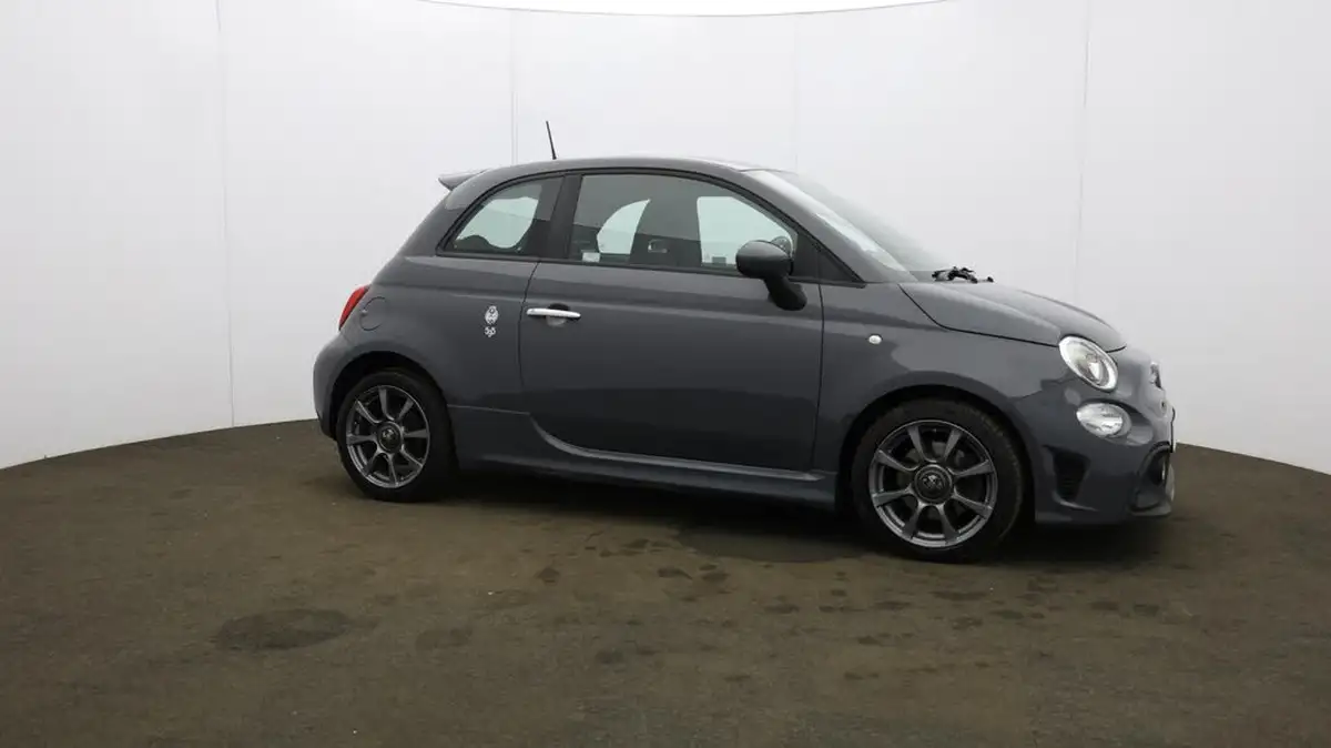 2019-abarth-595-14-tjet-big-49