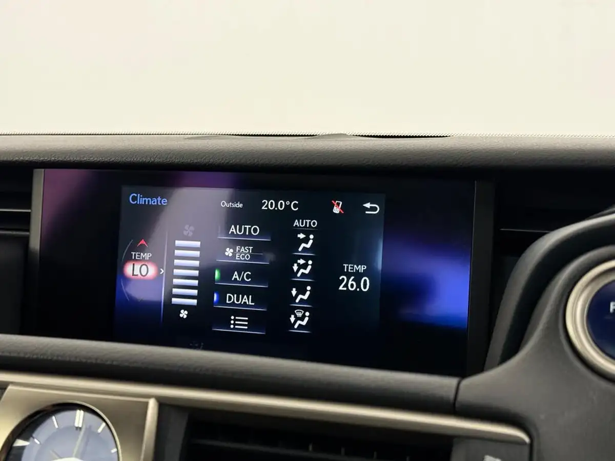 2018-lexus-is-300h-25-advance-lexus-navigation-big-34