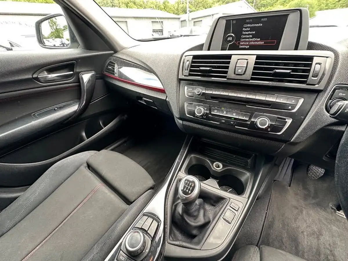 2014-bmw-1-series-20td-116d-sport-116bhp-ss-sports-hatch-5d-big-20
