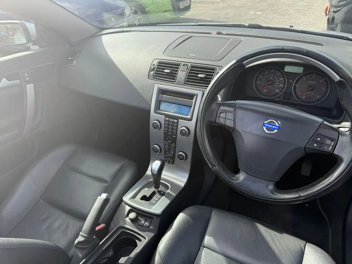2007-volvo-c70-24td-se-lux-geartronic-big-8