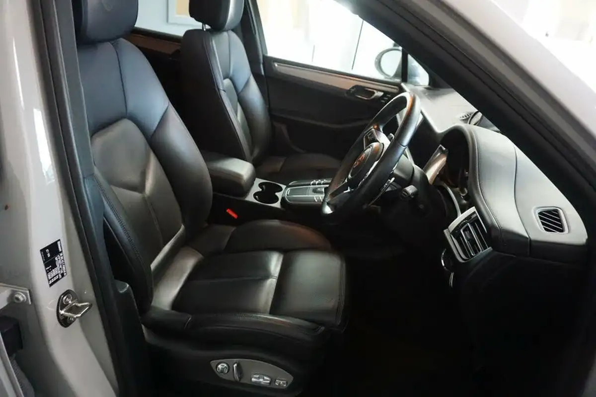 2019-porsche-macan-30-v6-s-big-17