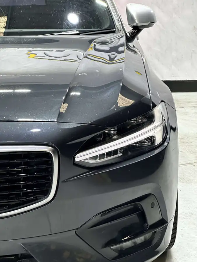 2018-volvo-v90-20td-d4-r-design-big-11