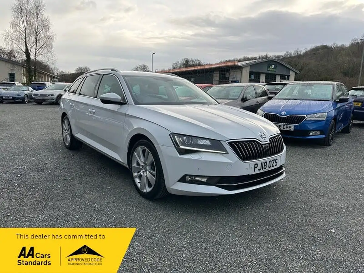 2018-skoda-superb-20tdi-scr-se-l-executive-150ps-estate-dsg-big-0