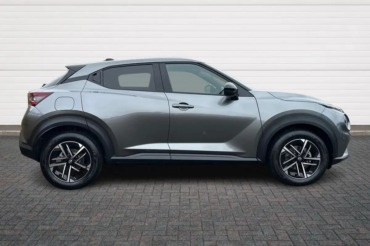 2025-nissan-juke-16-hybrid-n-connecta-big-14