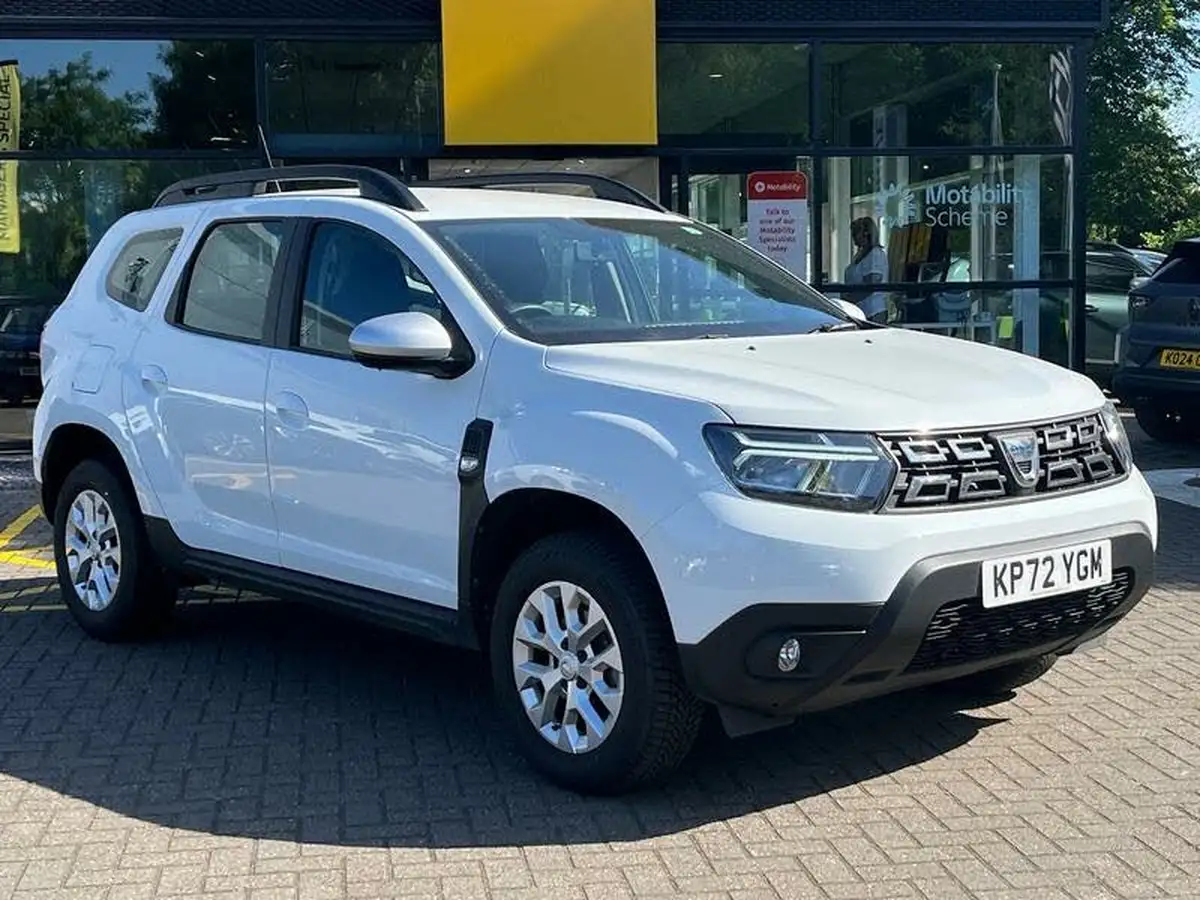 2022-dacia-duster-10-tce-comfort-90hpeu6d-4x2-window-van-big-0