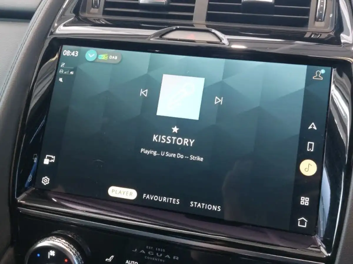 2021-jaguar-e-pace-20-d165-r-dynamic-awd-mhev-auto-big-10