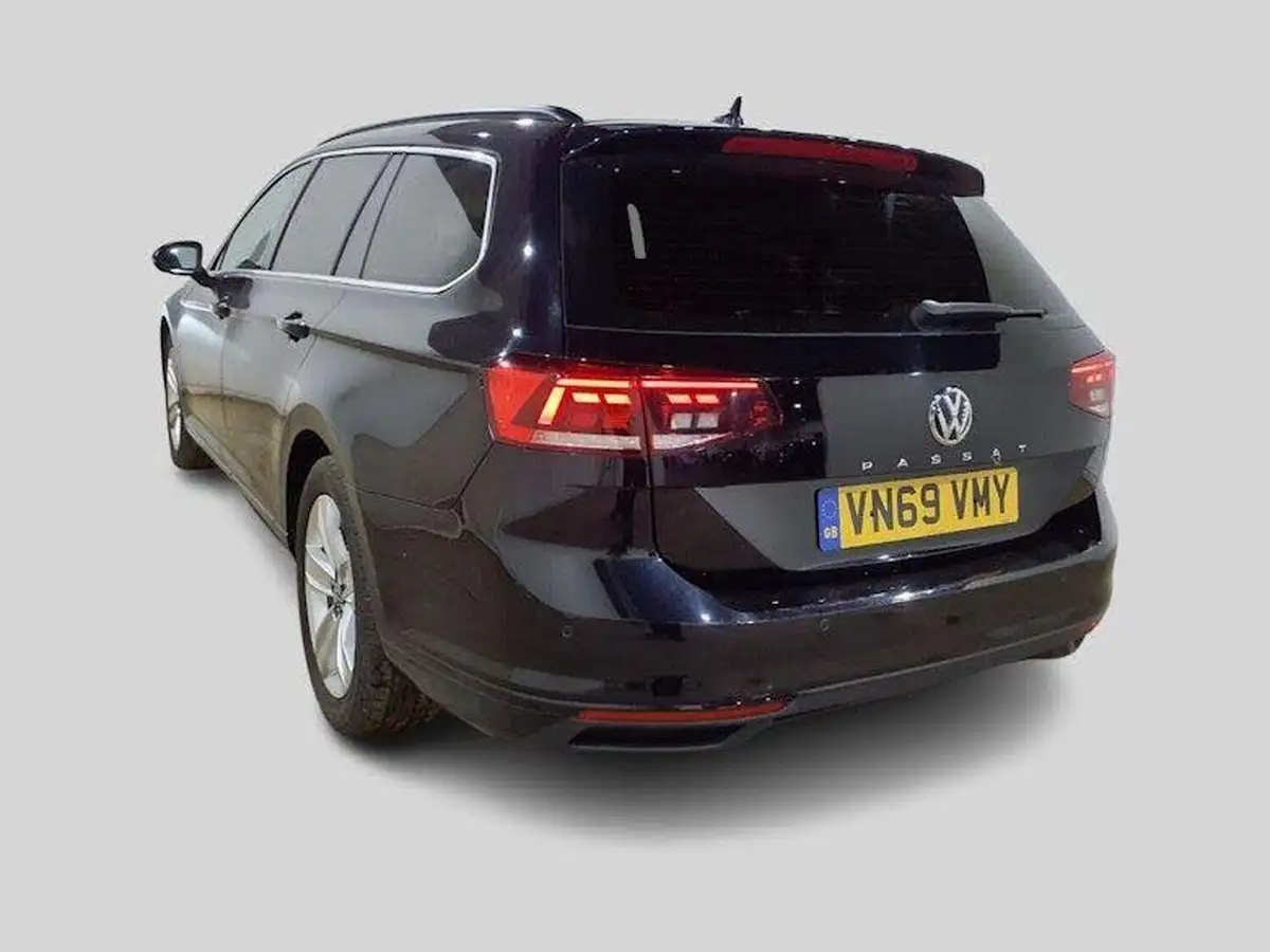 2020-volkswagen-passat-16tdi-se-nav-estate-5d-big-3