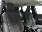 2017-volvo-v40-20-t3-cross-country-nav-plus-small-1