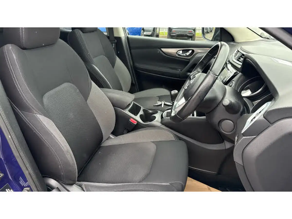2018-nissan-qashqai-12-dig-t-n-connecta-big-35