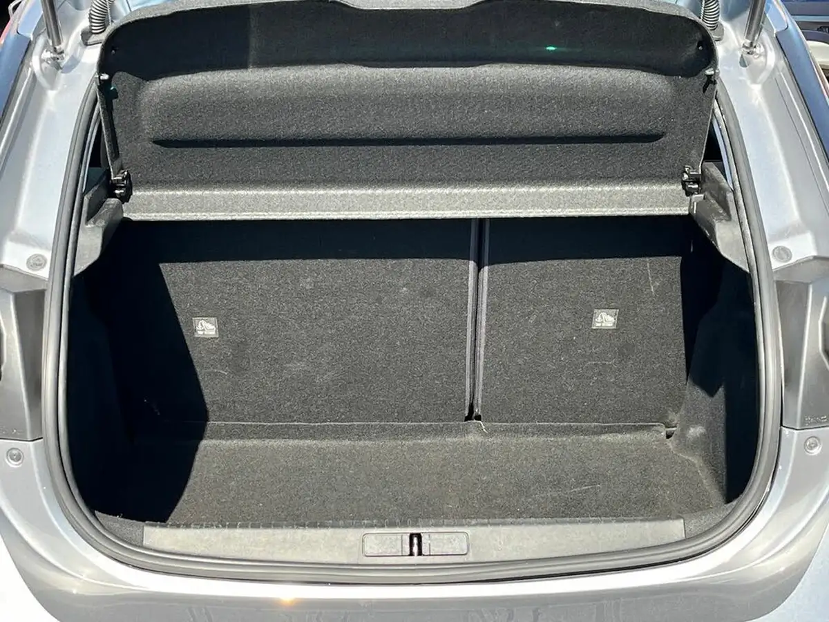 2020-vauxhall-corsa-12i-se-big-11