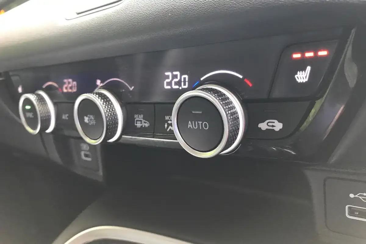 2023-honda-hr-v-15-i-mmd-advance-big-17