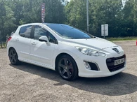 2011 Peugeot 308 1.6 GT (200bhp)