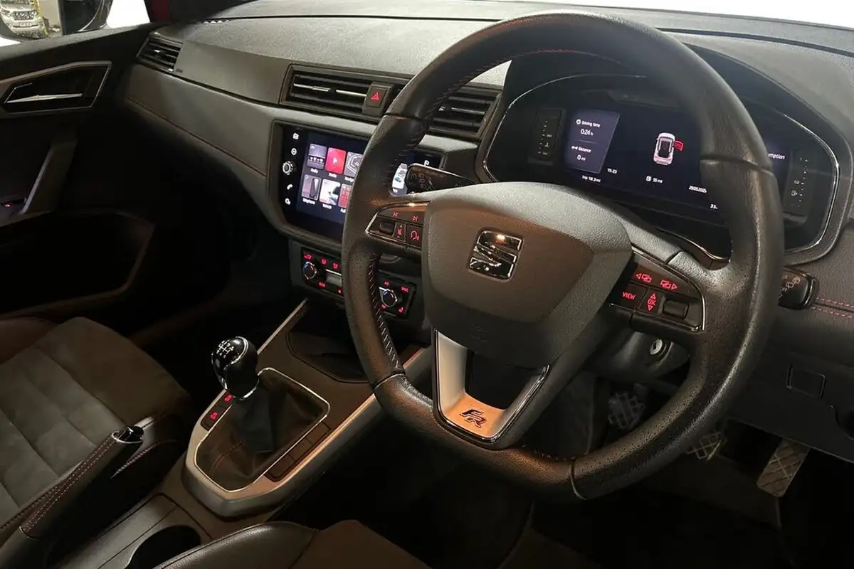 2020-seat-arona-15-tsi-evo-fr-sport-big-6