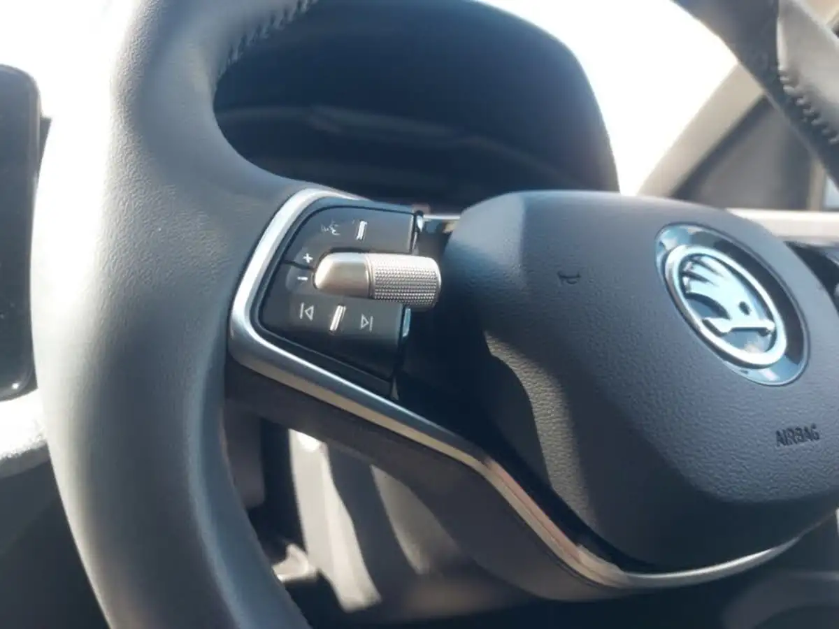 2025-skoda-kamiq-10-tsi-se-edition-116ps-dsg-big-16