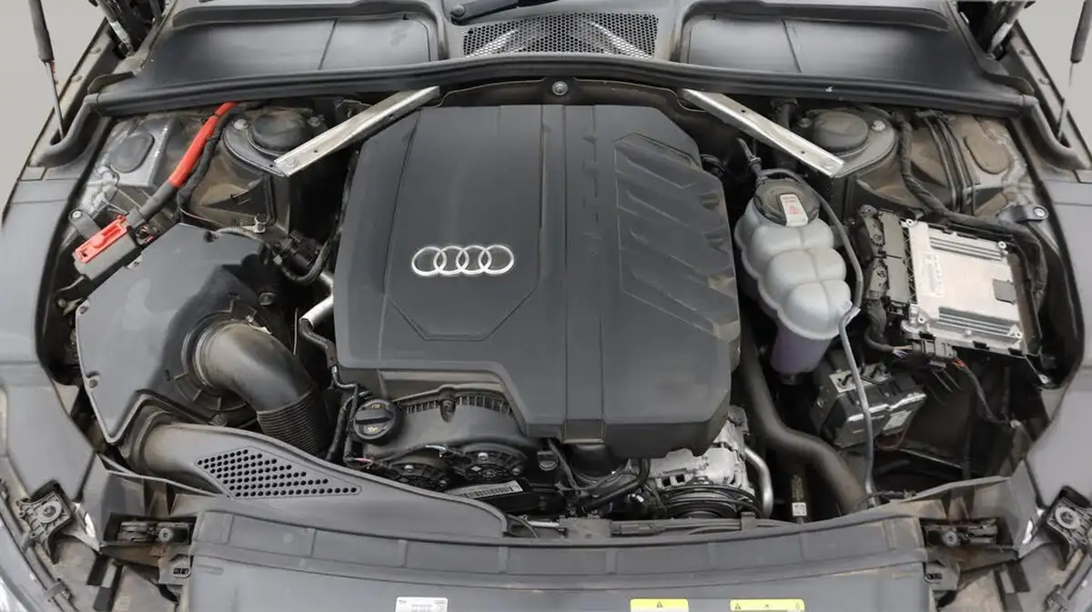 2022-audi-a4-20-35-tfsi-s-line-tronic-big-19
