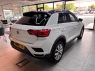 2018-volkswagen-t-roc-10-tsi-design-ss-small-9