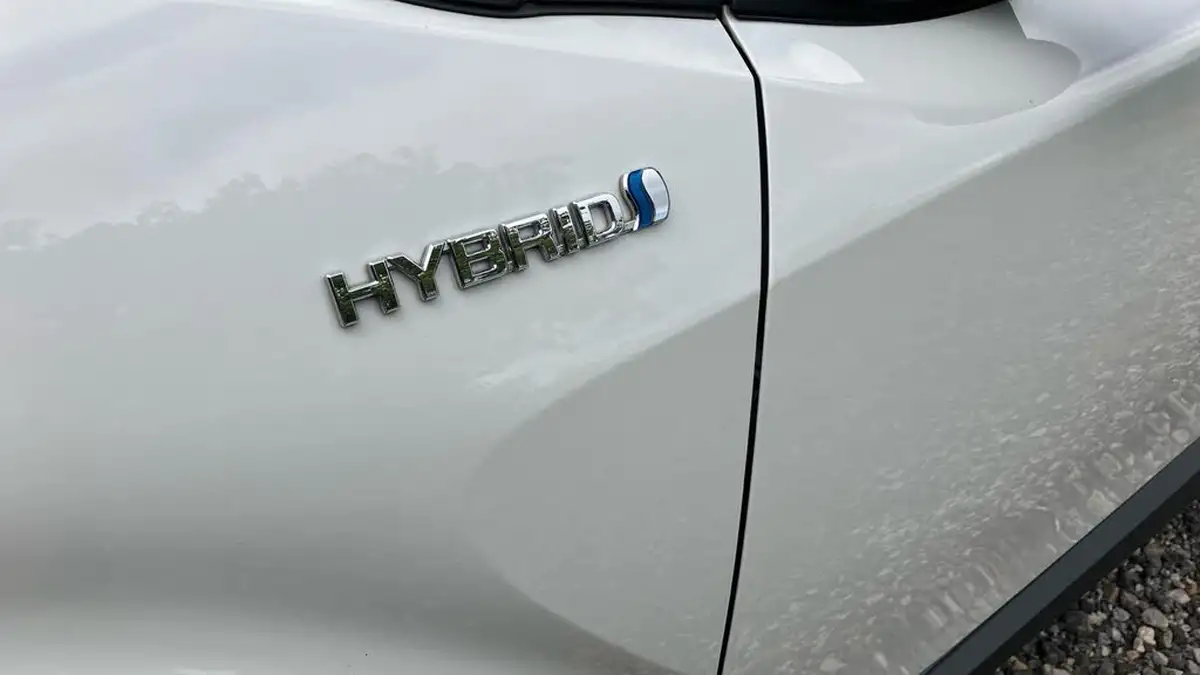 2022-toyota-c-hr-18-vvt-i-excel-big-38